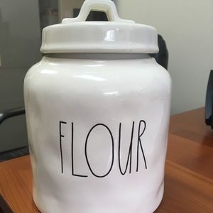 flour canister